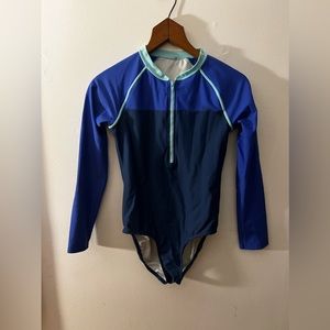 L.L. Bean swimsuit size 12 very good condition